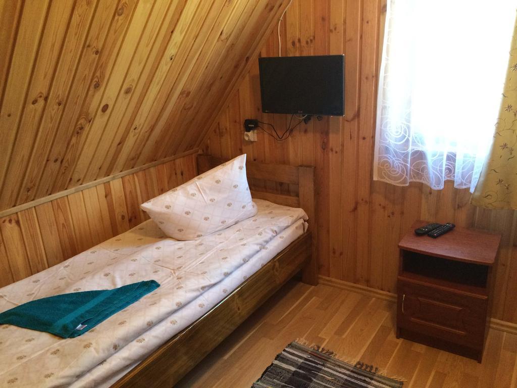 У Сергія Guest House Lumşorî Exterior foto